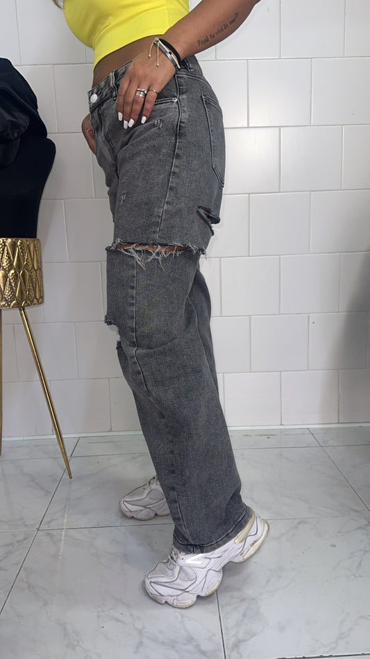 JEANS CON STRAPPO GREZZO