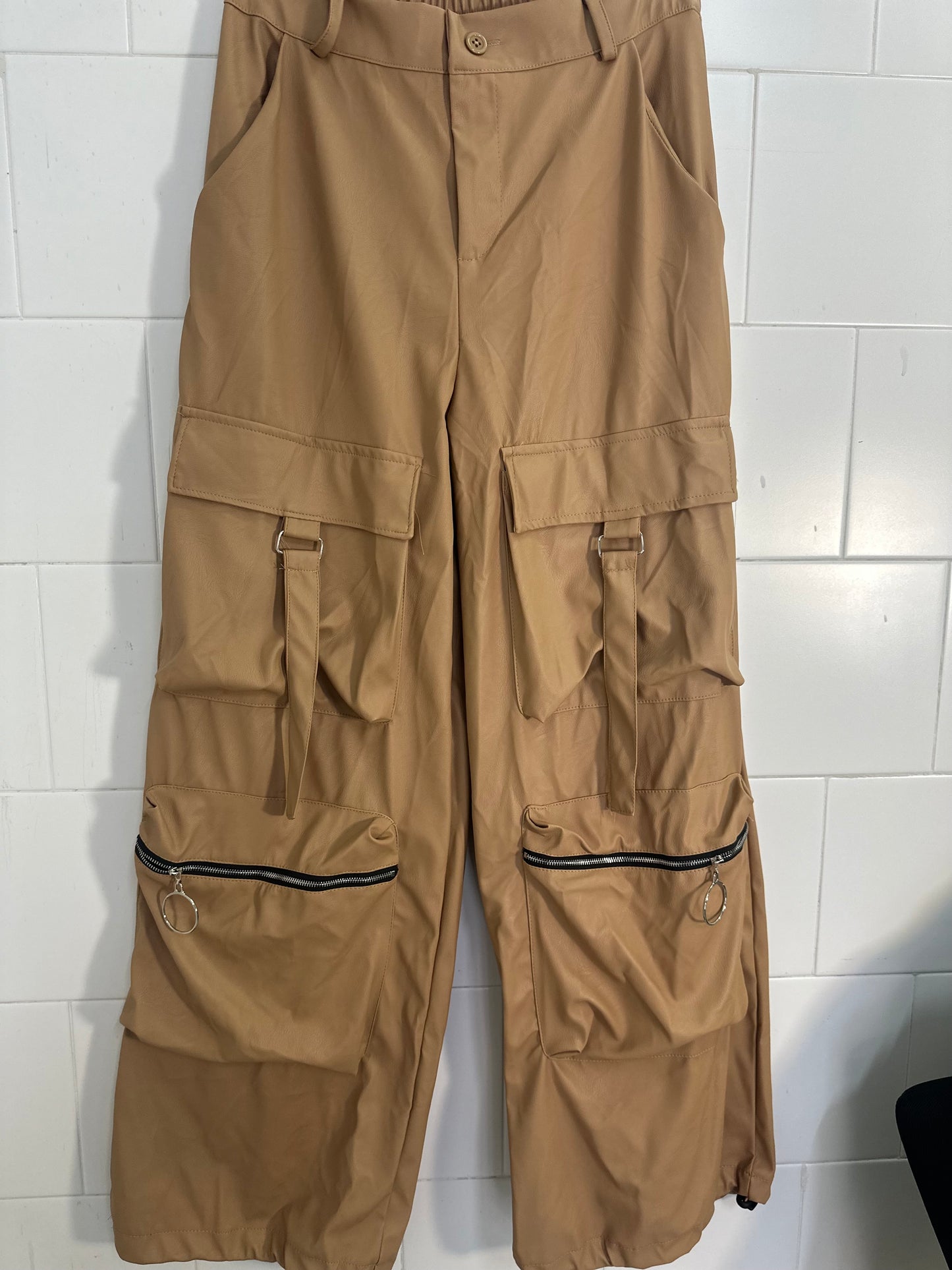 CARGO IN PELLE